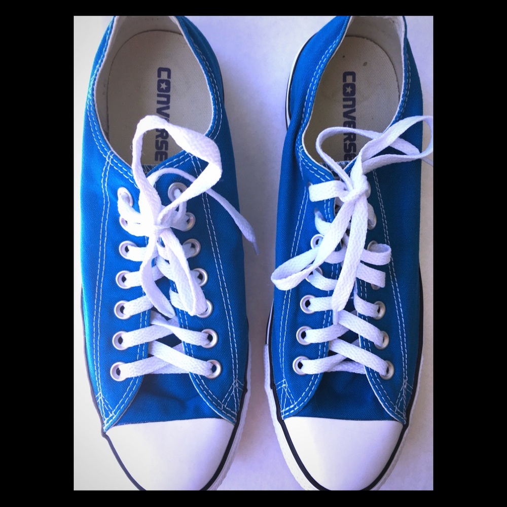 Men’s Converse All Star shoes, like new.